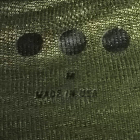 Green Long Sleeve Three Dot Shirt - Picture 2 of 2